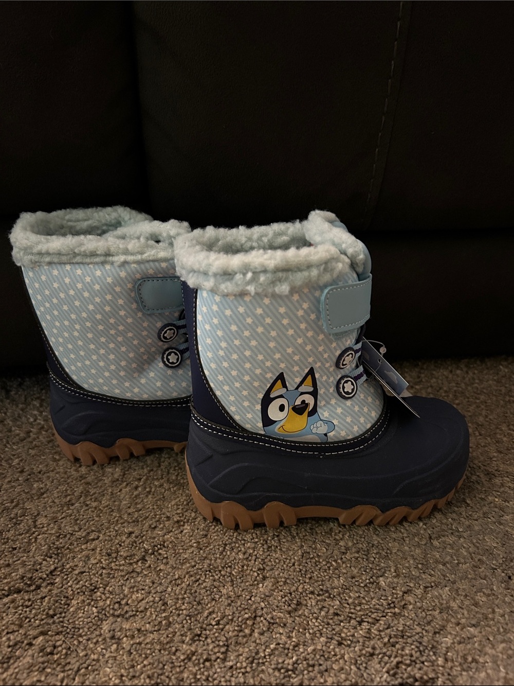 Kids Bluey Winter Boots with Fleece Lining size 9 Toddler
